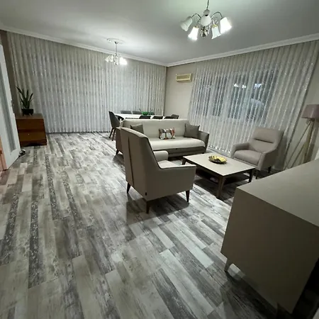 Villaras Garden Antalya Oezel Havuzlu Full Esyali