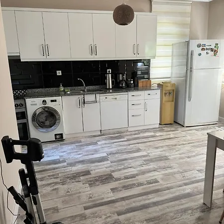 Villaras Garden Antalya Oezel Havuzlu Full Esyali *